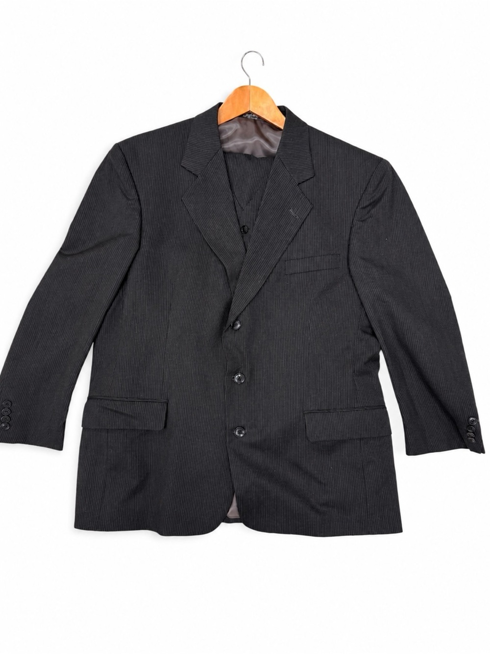 Men's Charcoal Pinstripe Three-Button Three piece Suit Set S44 - Picture 2 of 9